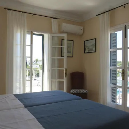 Hotel Fowlers 2*